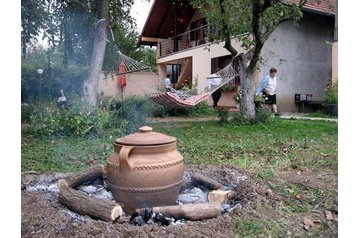 Serbien Privát Končarevo, Exterieur
